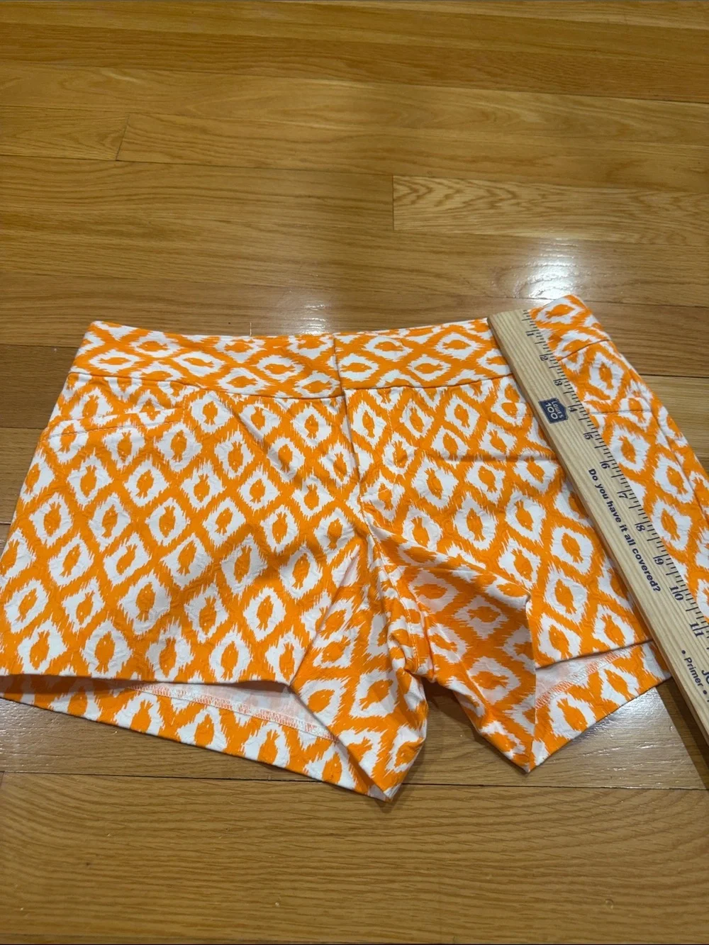 Lilly Pulitzer orange and white fish print Ellie shorts size 4 .